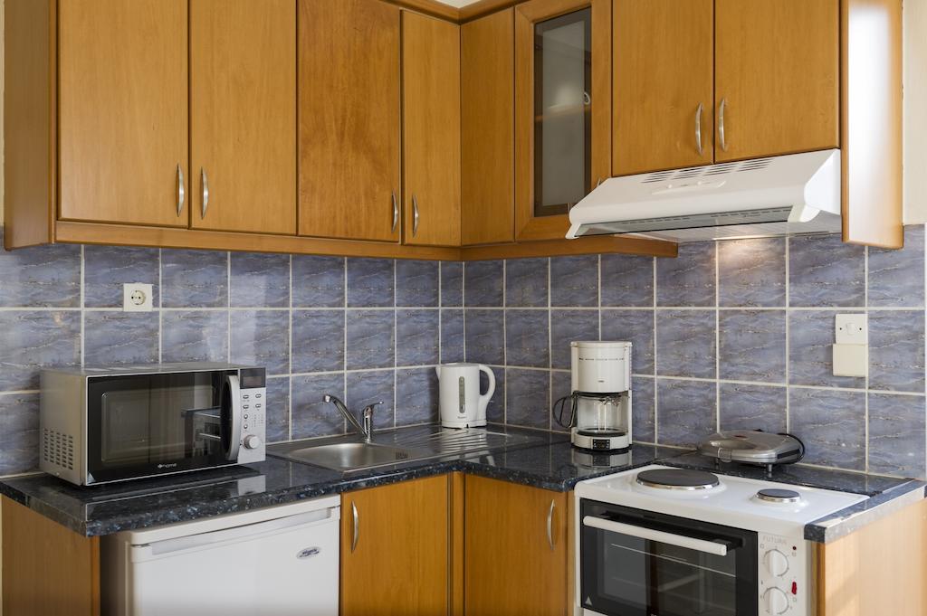 Almiris Seaside Apartments Almirida Extérieur photo